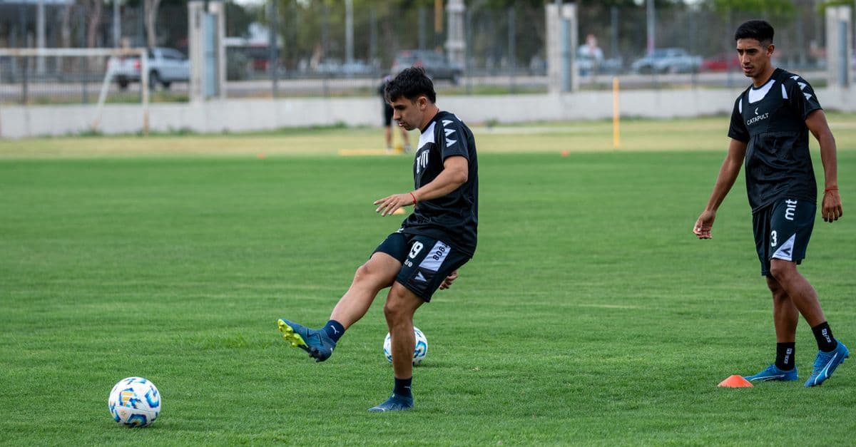 Build-Up Play Drills: Teaching Your Team to Play Out From the Back