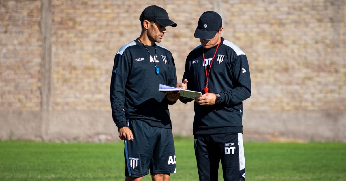 How to Create a Football Drill Diagram (Without Drawing It by Hand)